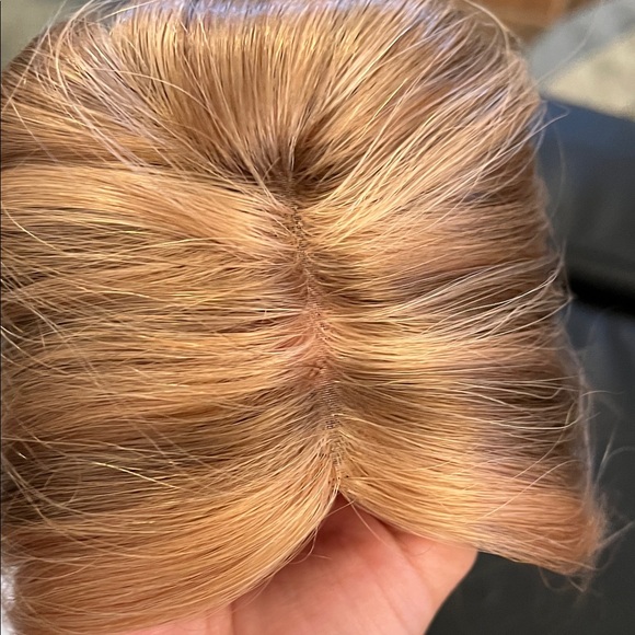 Hair Topper - Picture 5 of 6